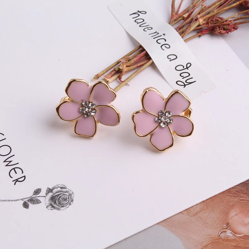 Boucle d'Oreille Japonaise fleur sans piercing - Image 9
