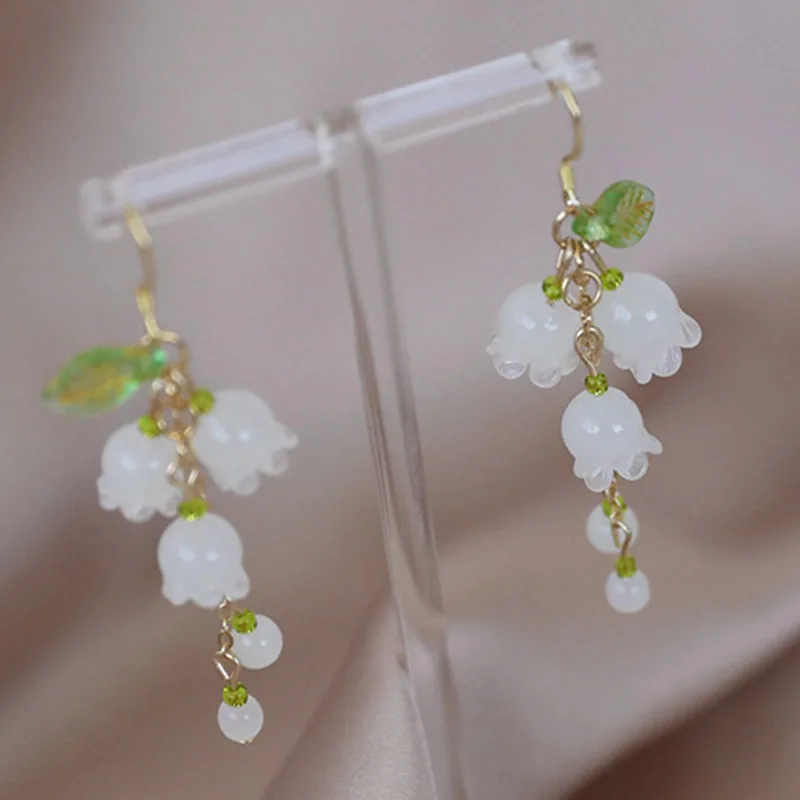 Boucles d'oreilles japonaises Fleur de muguet - Image 5