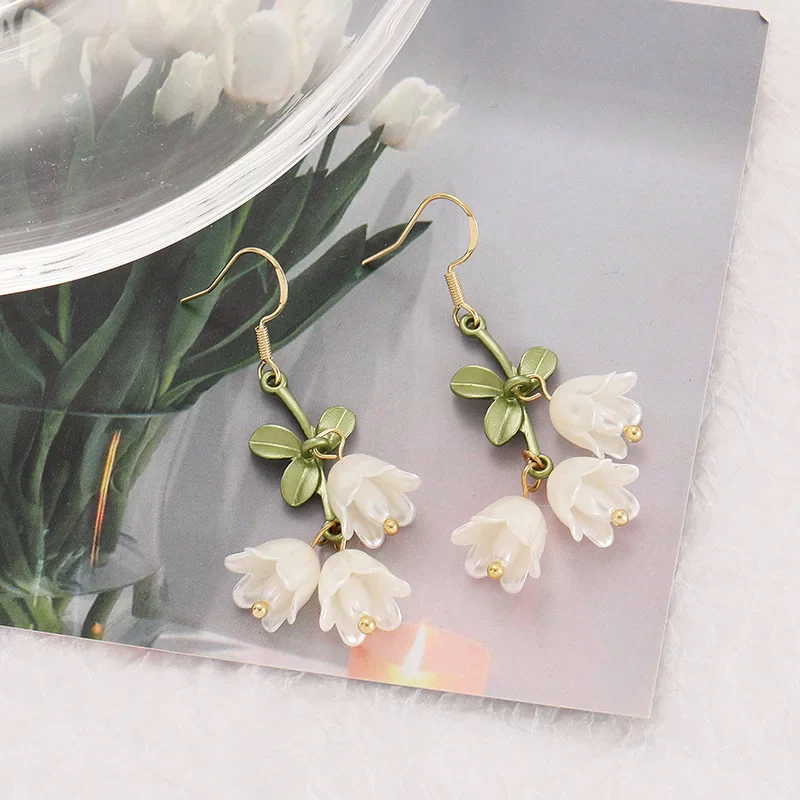 Boucles d'oreilles japonaises Fleur de muguet - Image 6