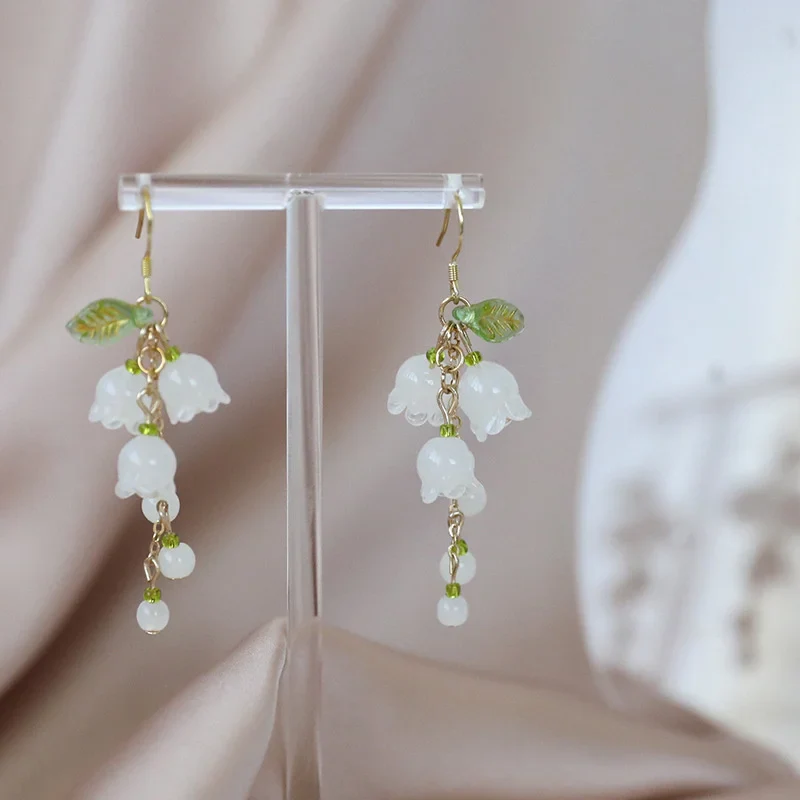 Boucles d'oreilles japonaises Fleur de muguet - Image 7