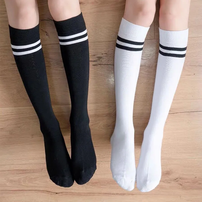 Chaussettes Écolières Japonaises - Image 3