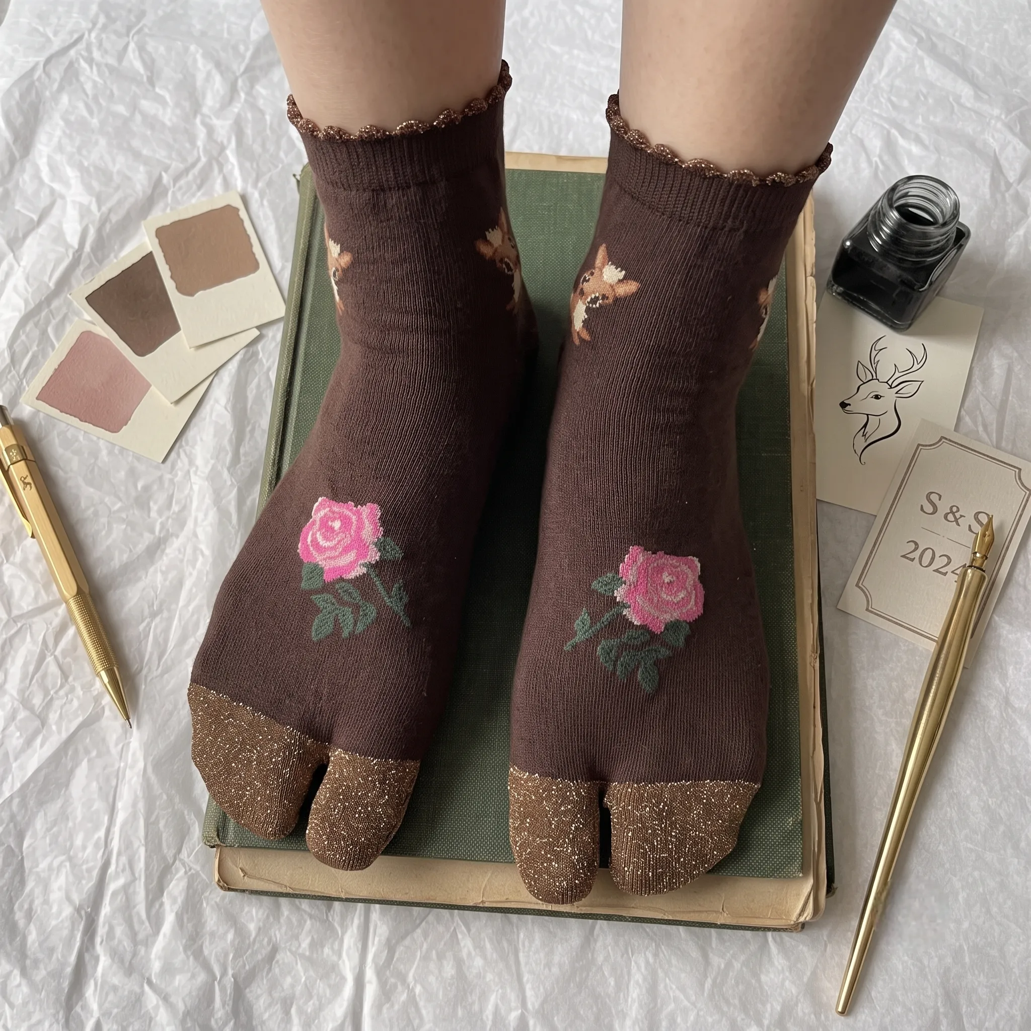 Chaussettes Tabi Motif Rose - Image 3