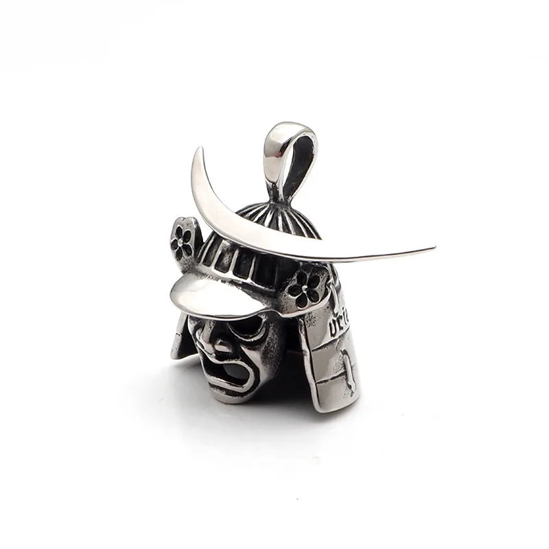Collier Japonais Samouraï Tête de mort - Image 3