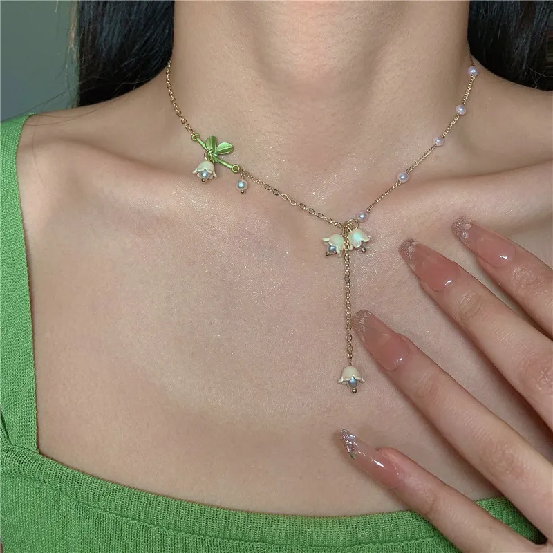 Collier perlé fleur muguet japonais - Image 4
