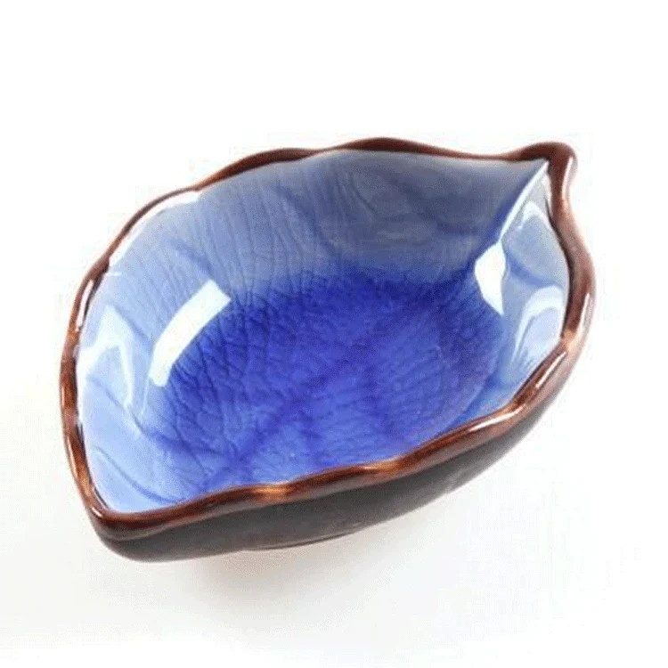Coupelle japonaise en forme de feuille - Image 3