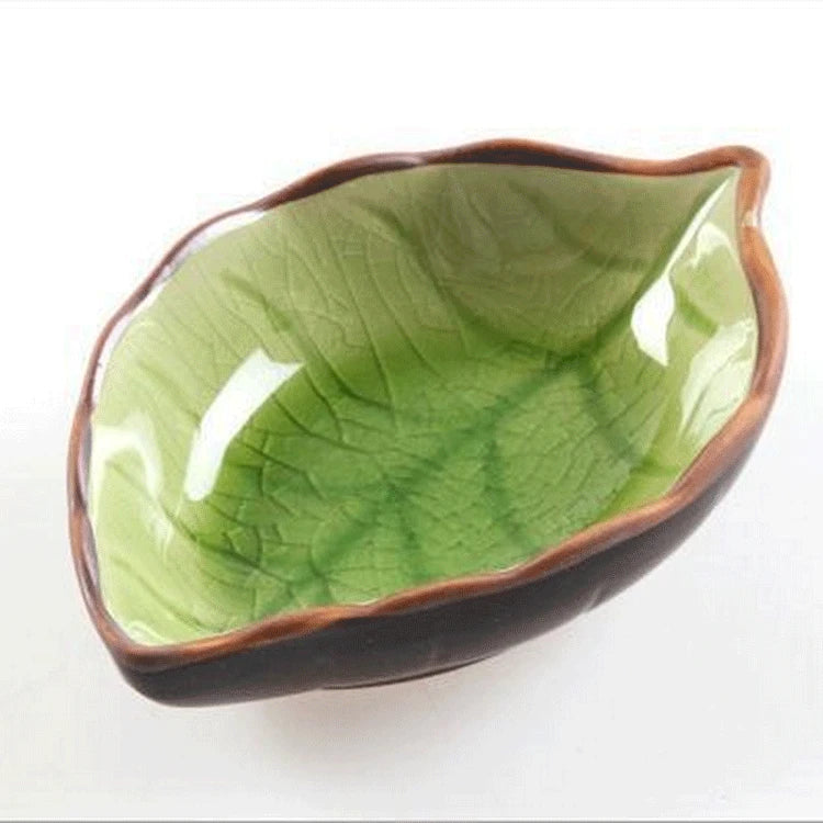 Coupelle japonaise en forme de feuille - Image 4