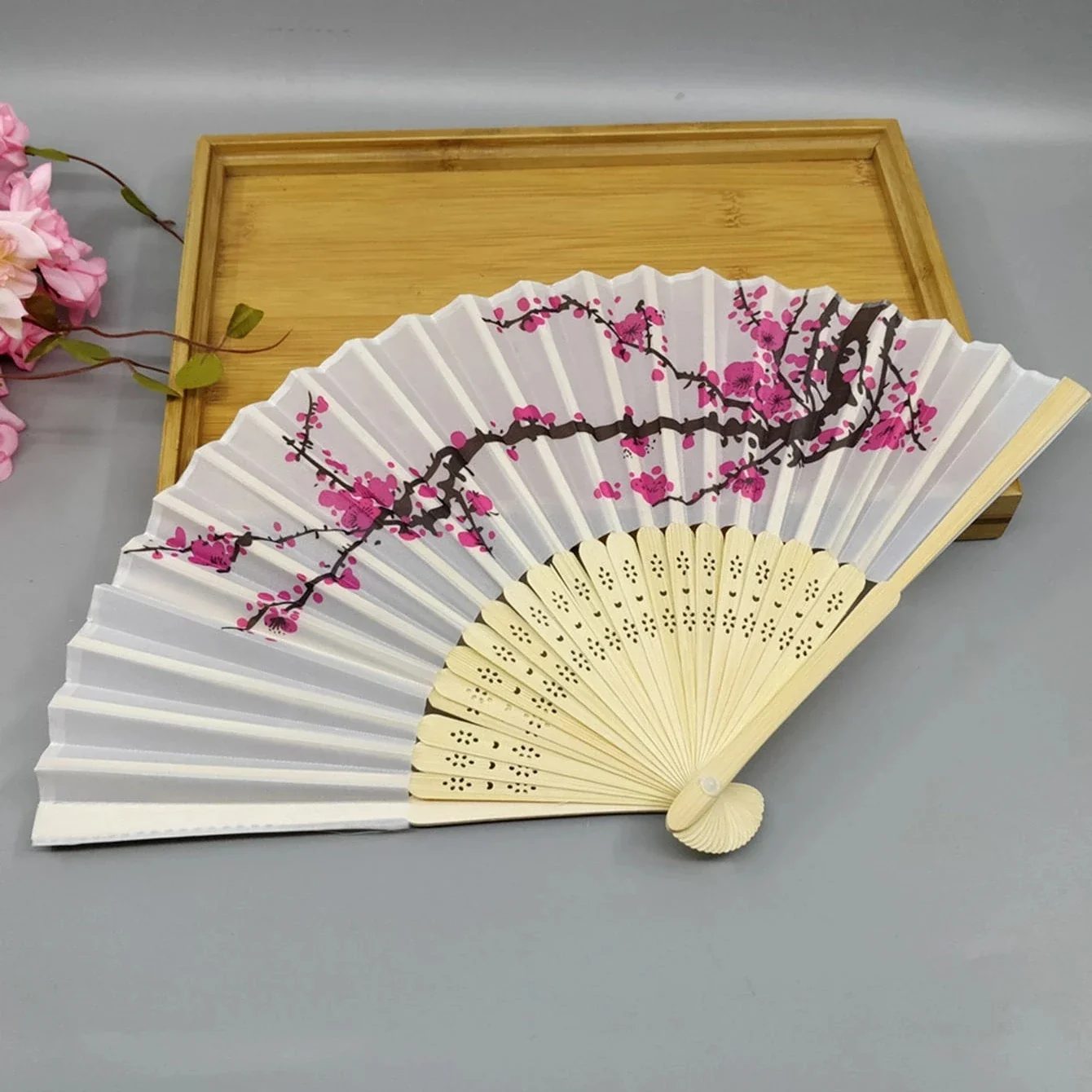 Éventail Japonais Pliant Sakura