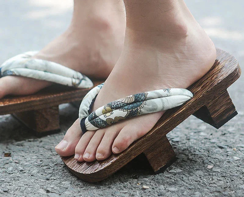 Geta en bois homme traditionnel - Image 7