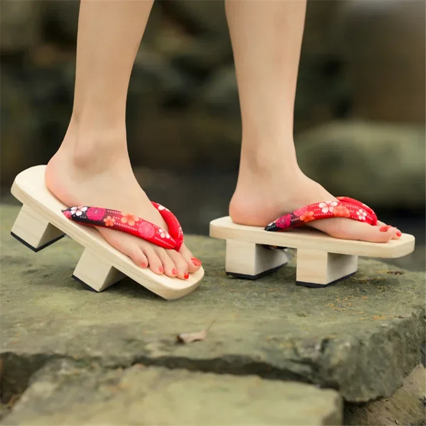 Geta Femme Fleurie