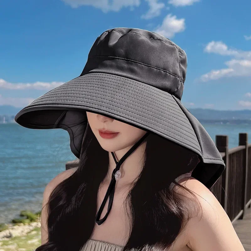 Grand Chapeau à Couvre-Nuque