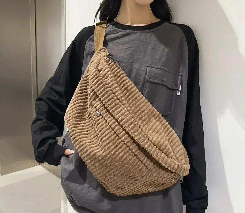 Grand Sac Banane Japonais en Velours Côtelé - Image 3