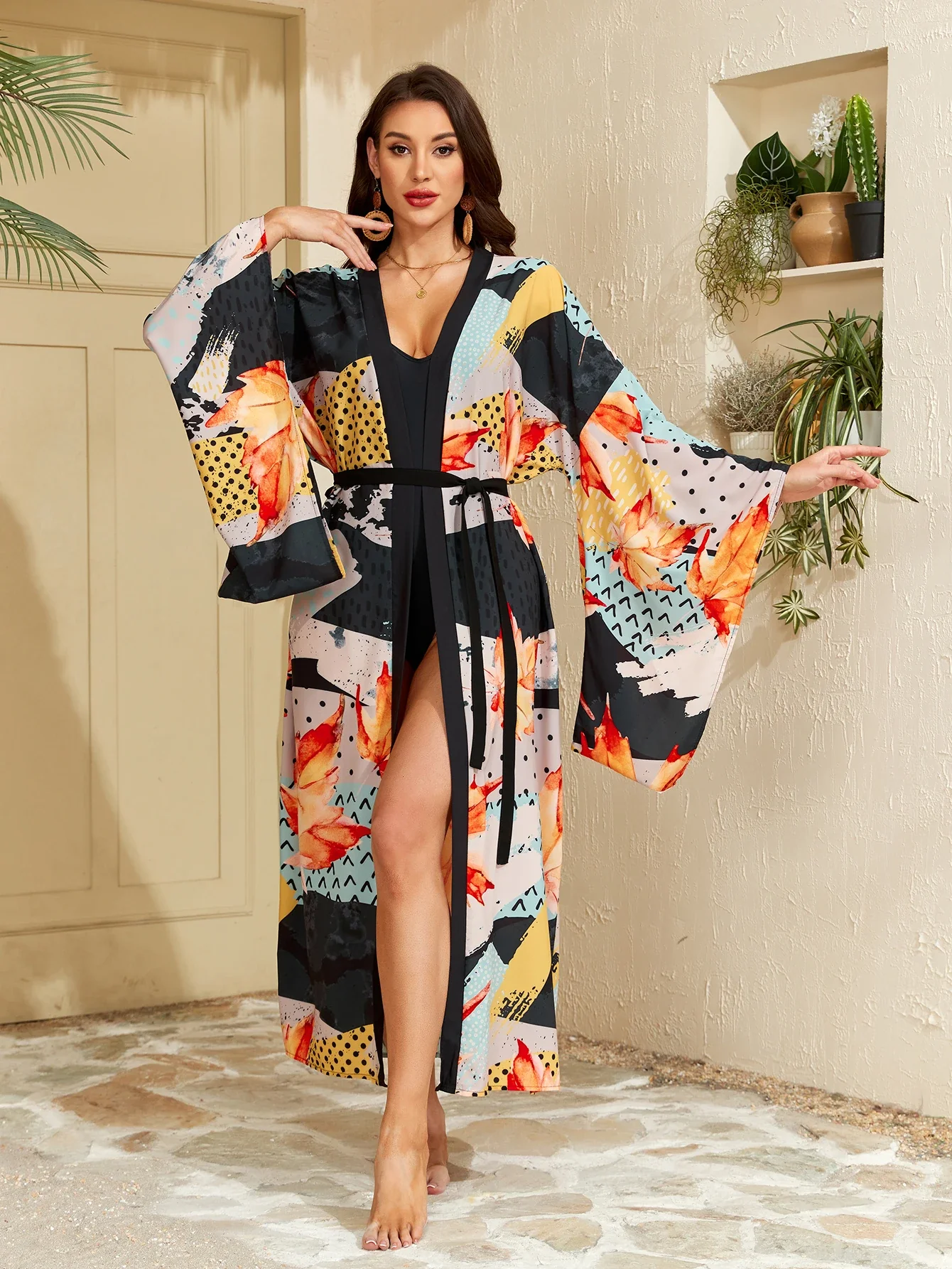 Kimono de Plage d’Eté Noir Chic - Image 3