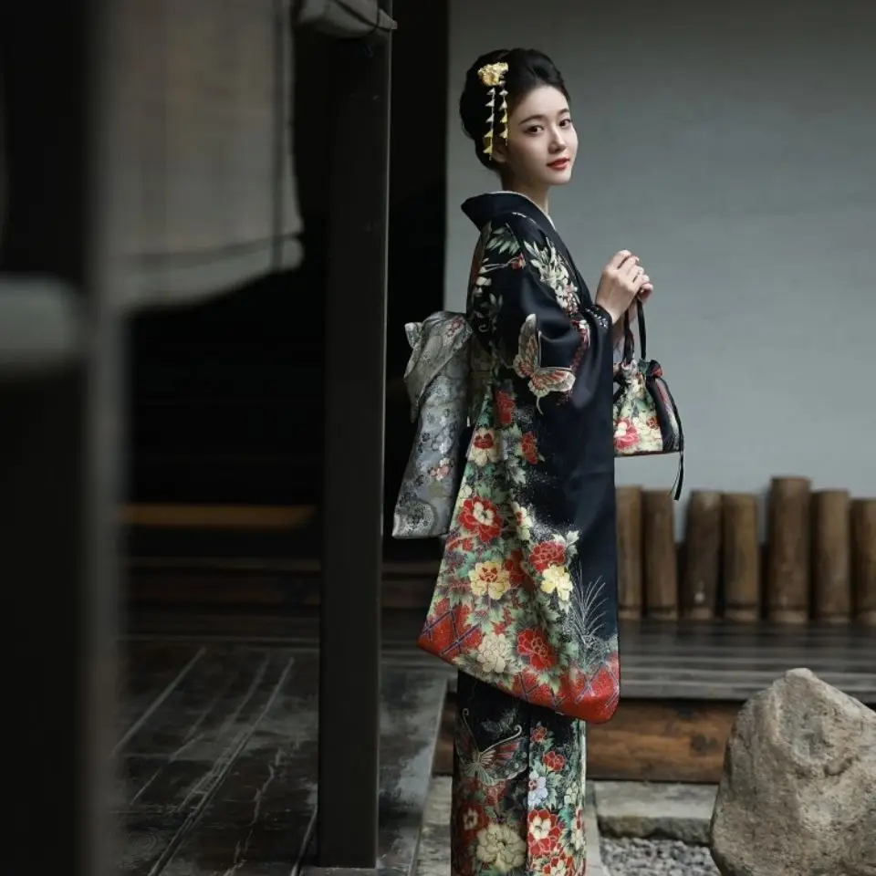 Kimono Geisha - Image 2
