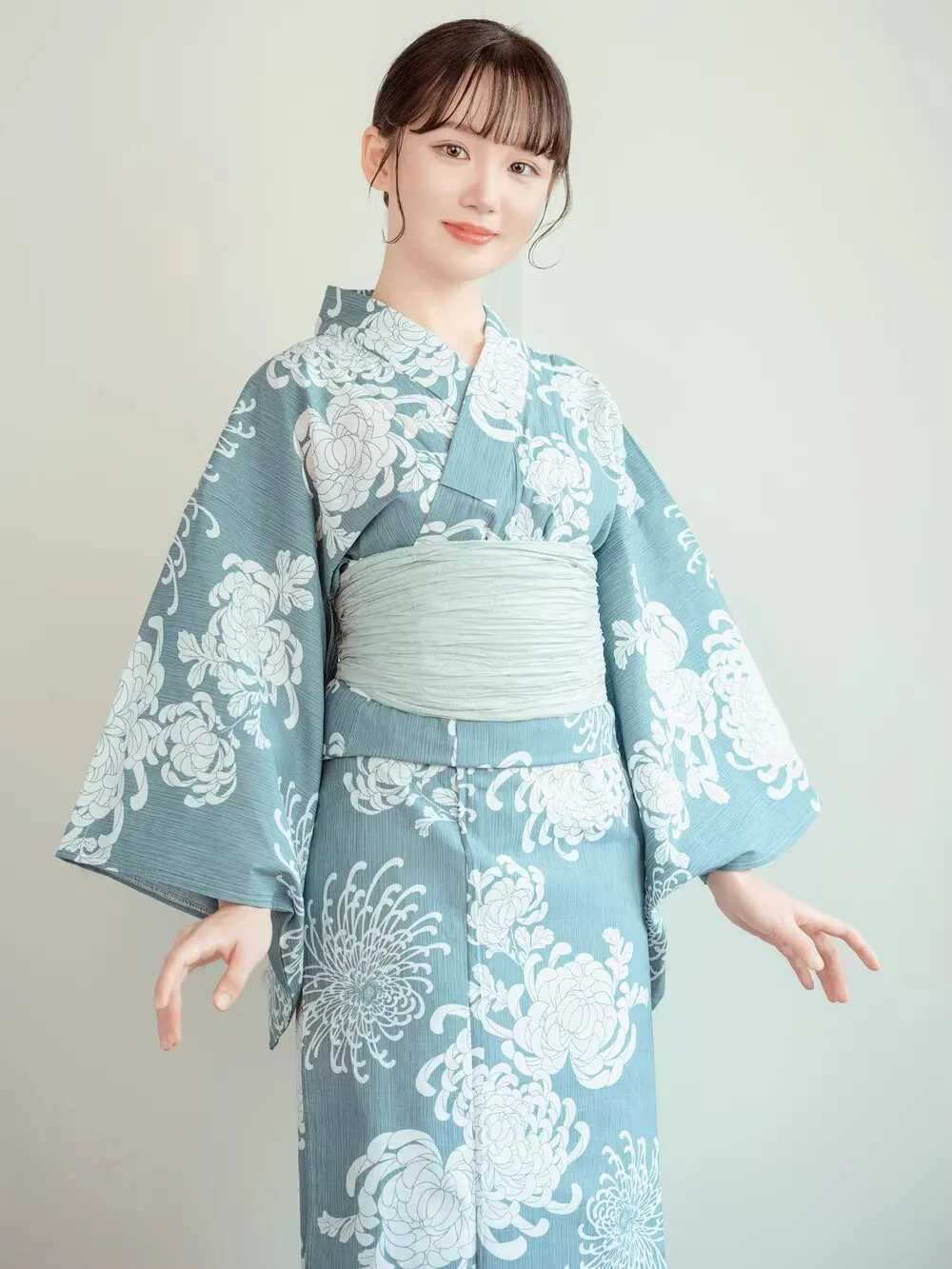 Kimono Japonais Elégant pour Femme - Image 2