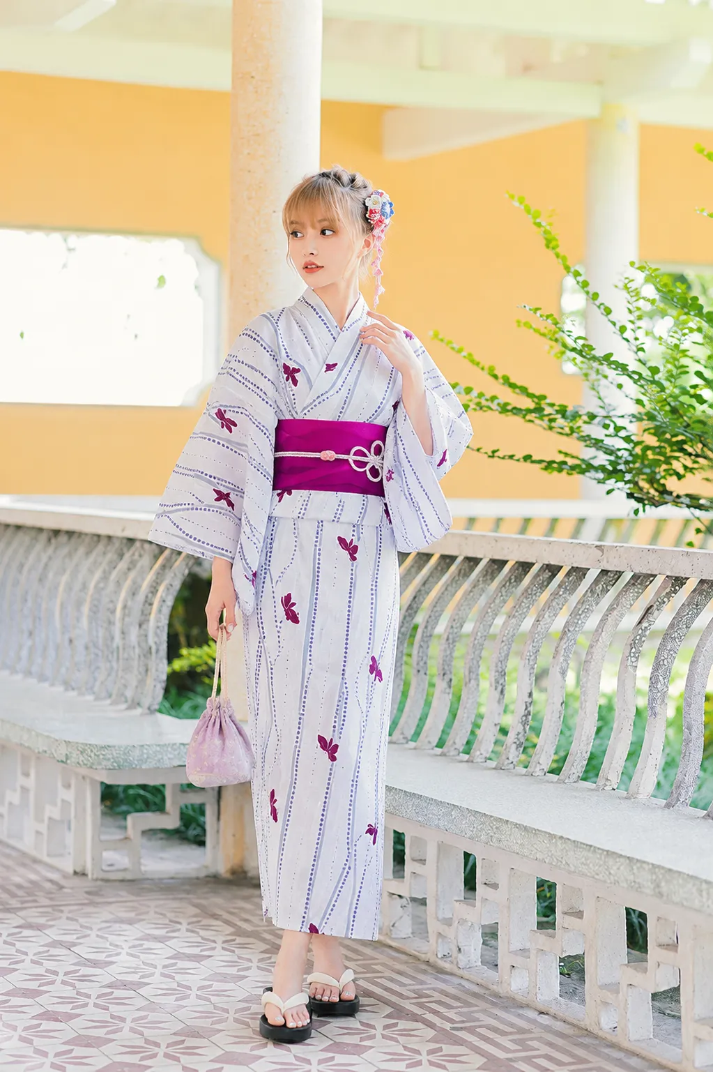 Kimono Japonais Femme Blanc Imprimé Poissons