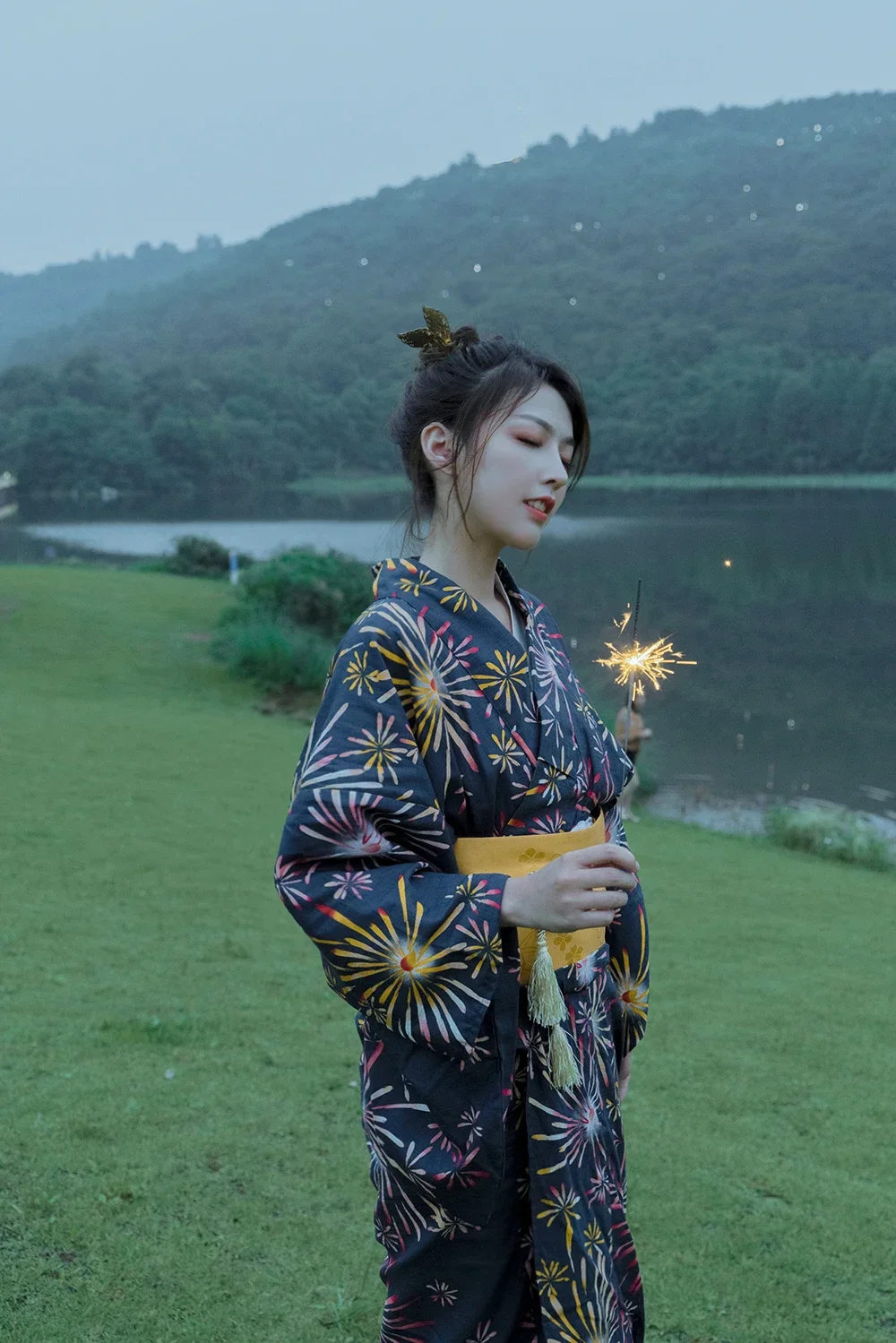 Kimono Japonais Femme Bleu en Coton - Image 2