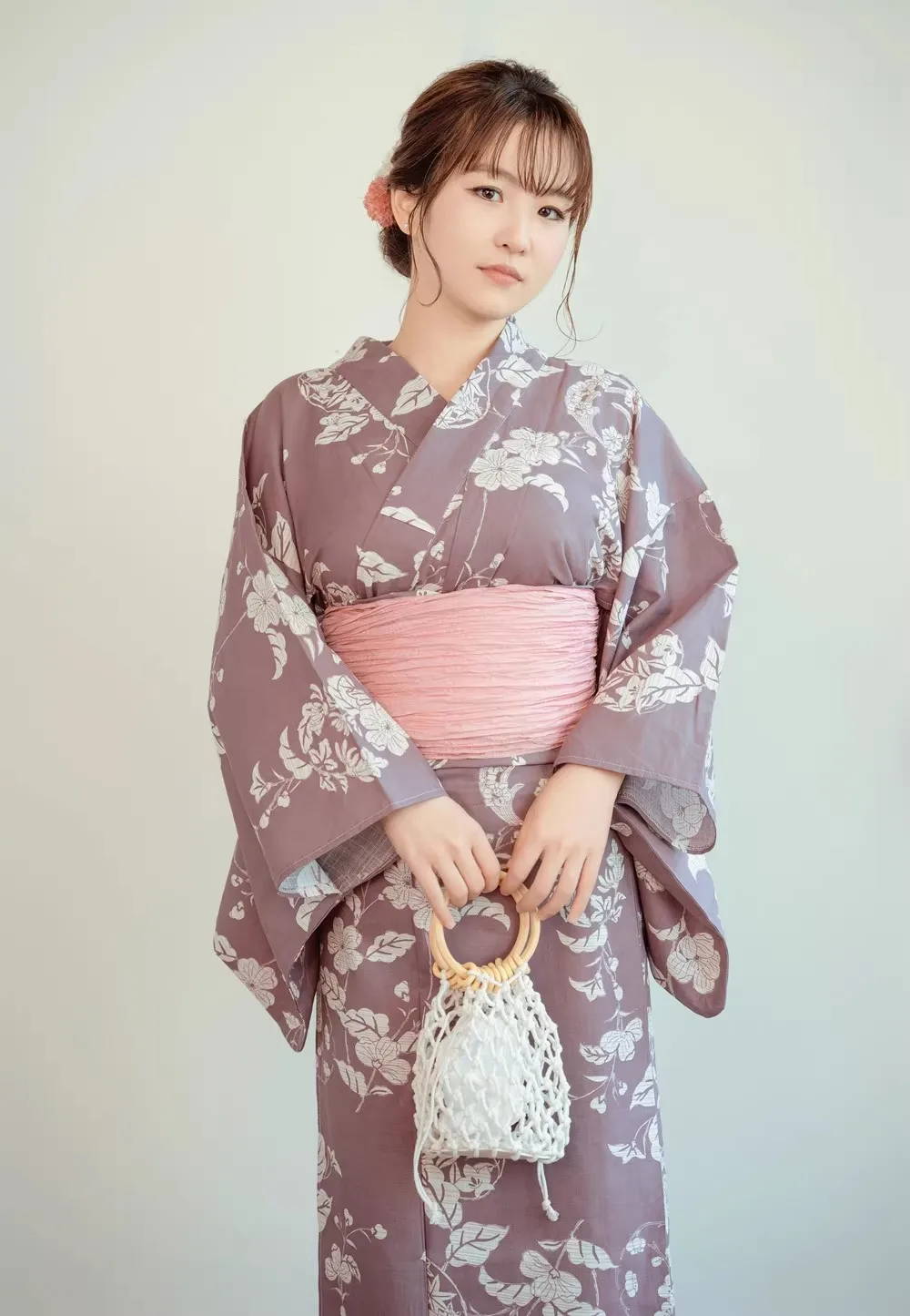 Kimono Japonais Femme Design à Fleurs - Image 2