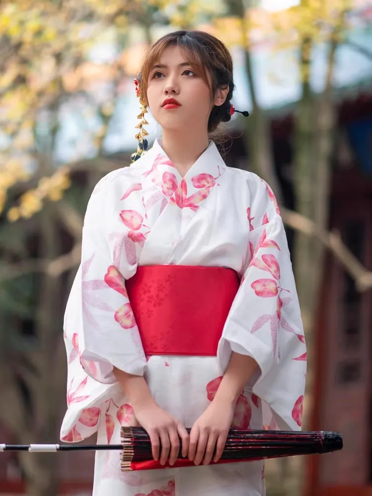 Kimono Japonais Femme Imprimé Fleurs Rouges