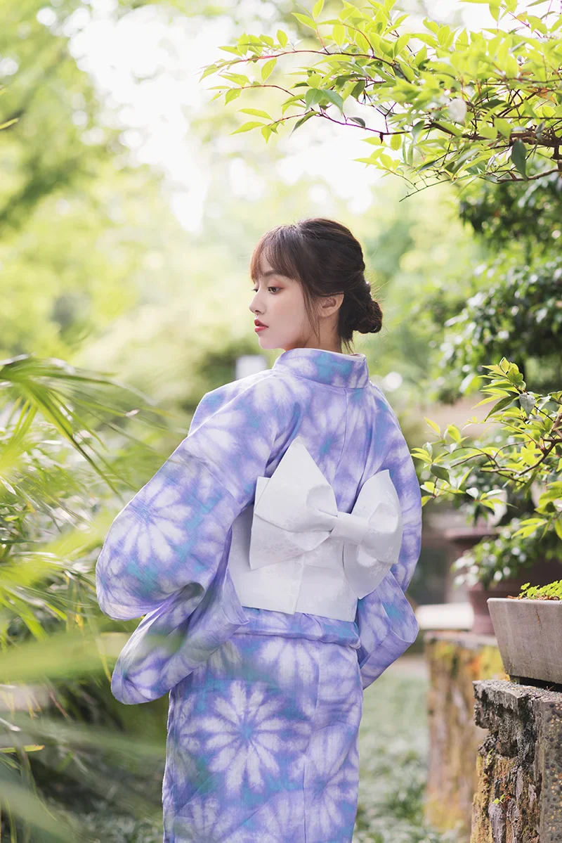 Kimono Japonais Femme Mauve à Fleurs - Image 2