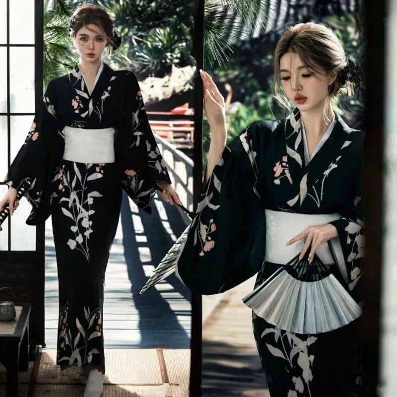 Kimono Japonais Femme Noir Vintage - Image 3