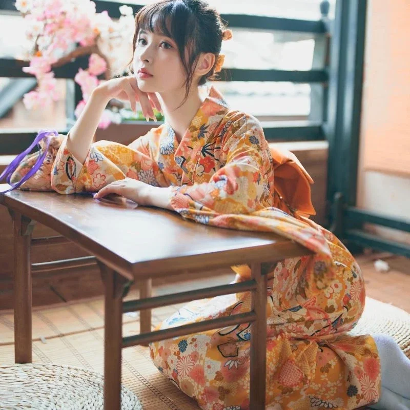 Kimono Japonais Femme Orange Floral - Image 3