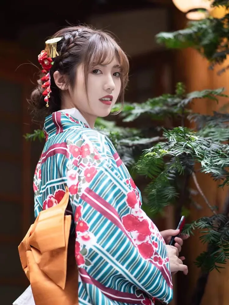 Kimono Japonais Femme Vert et Rouge - Image 3