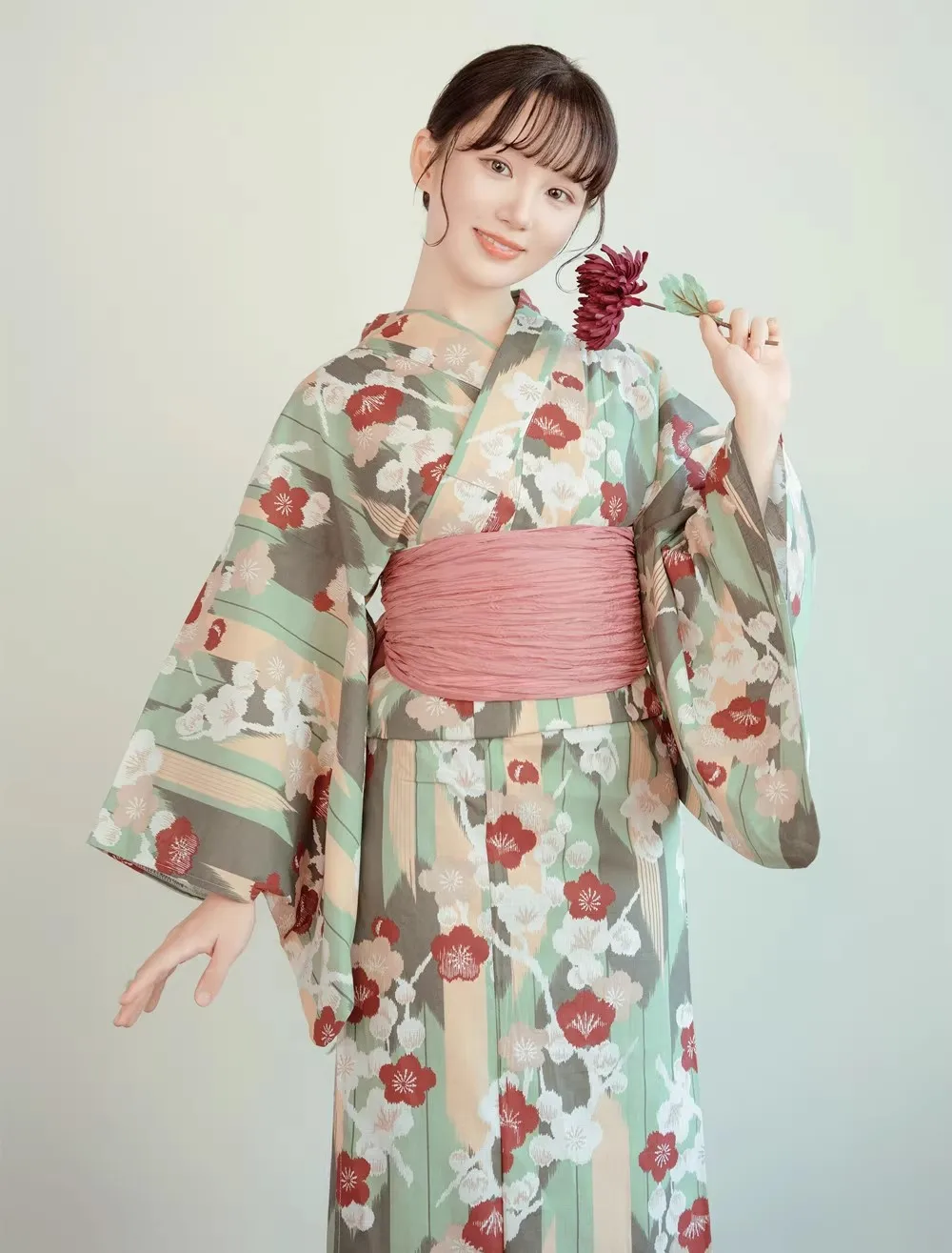 Kimono Japonais Femme Vert Rayé Fleuri - Image 2