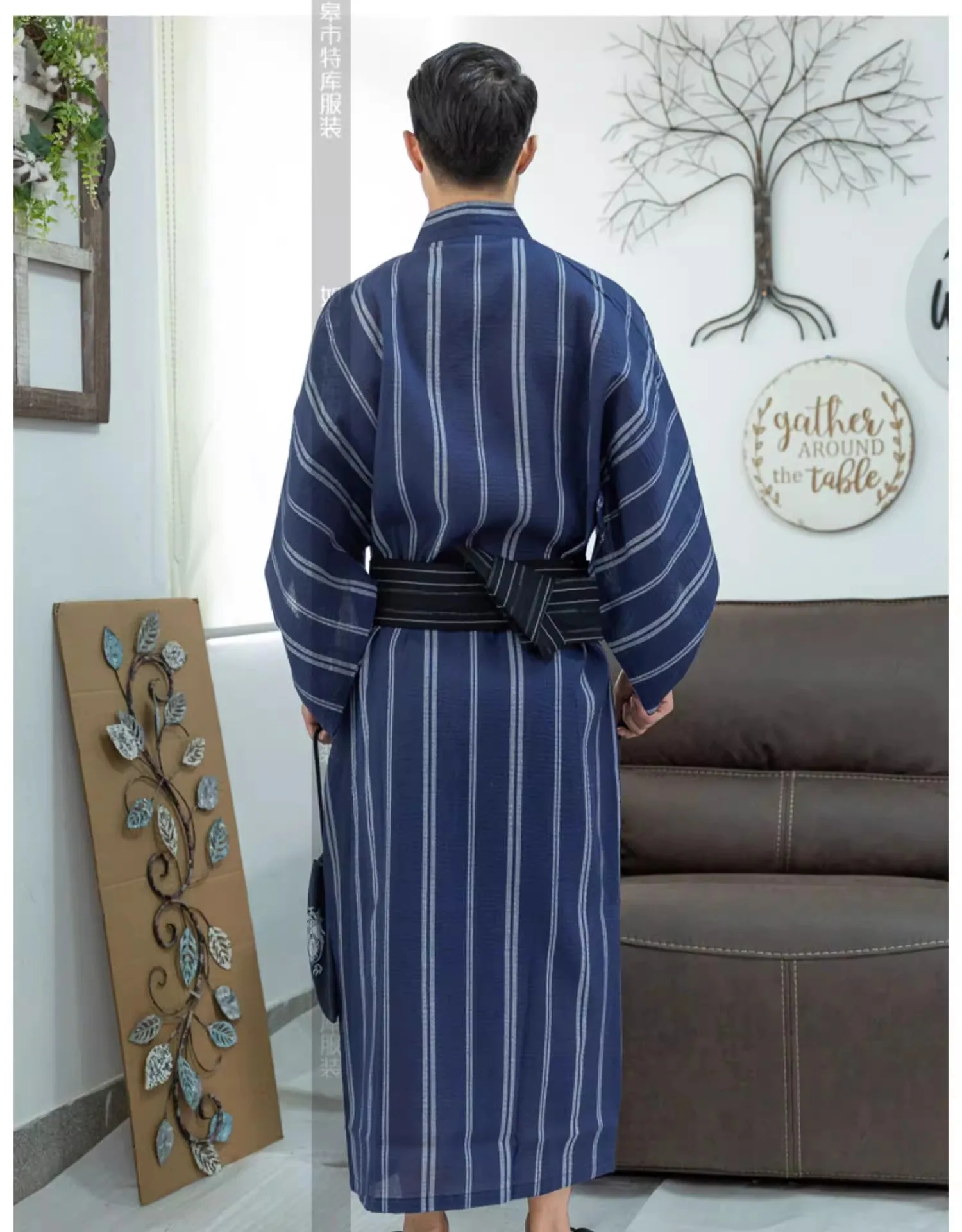 Kimono Traditionnel Homme Léger Bleu Rayé - Image 2