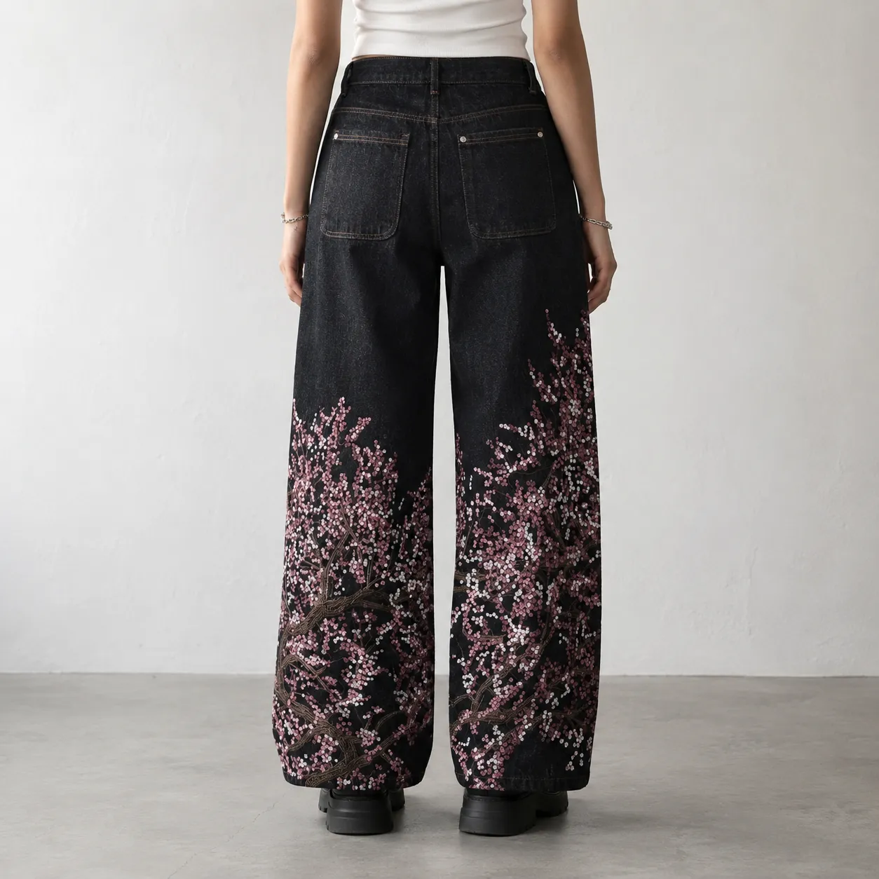 Pantalon Japonais Brodé Fleurs de Cerisier