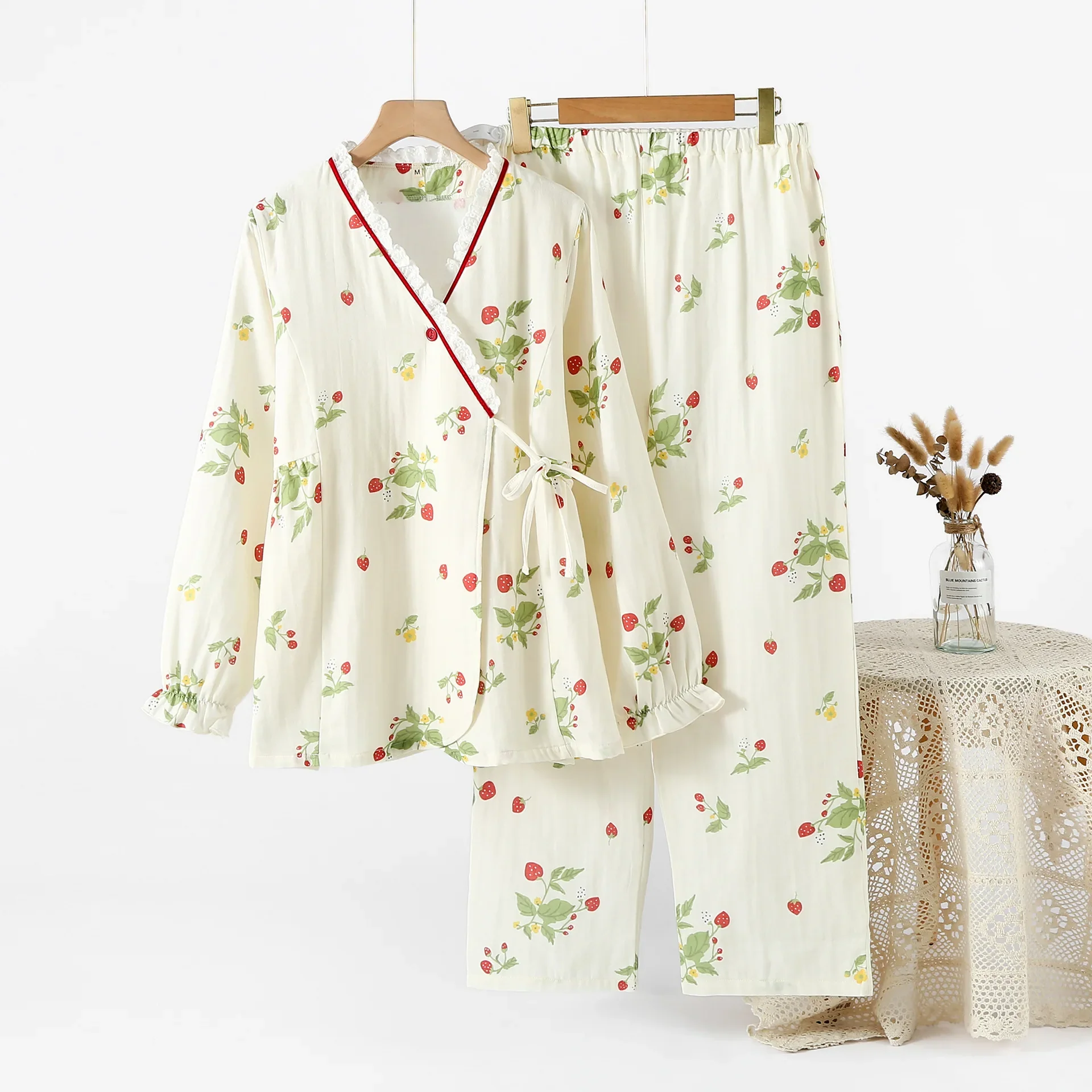 Pyjama Japonais Motif Fraise - Image 5