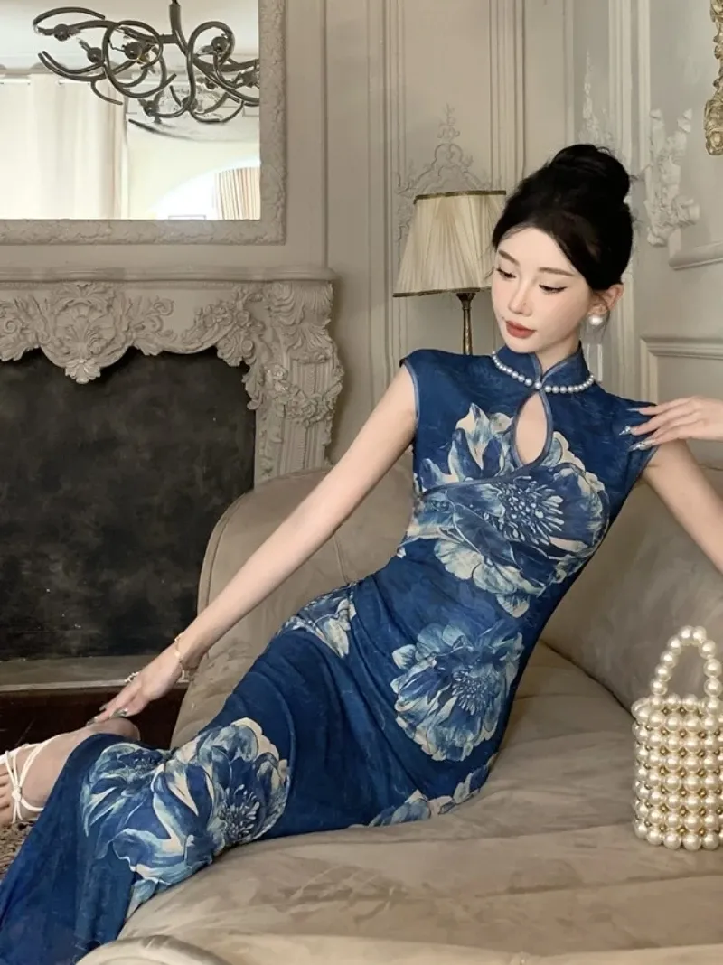 Robe Japonaise Bleue Fleurie - Image 3