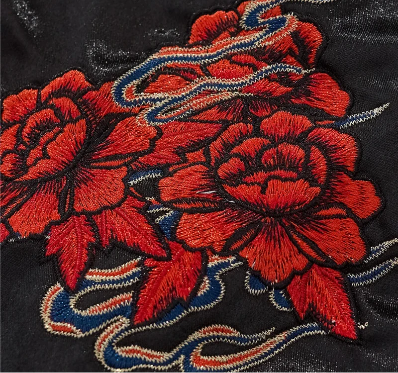 Sukajan Noir Brodé à Fleurs - Image 4