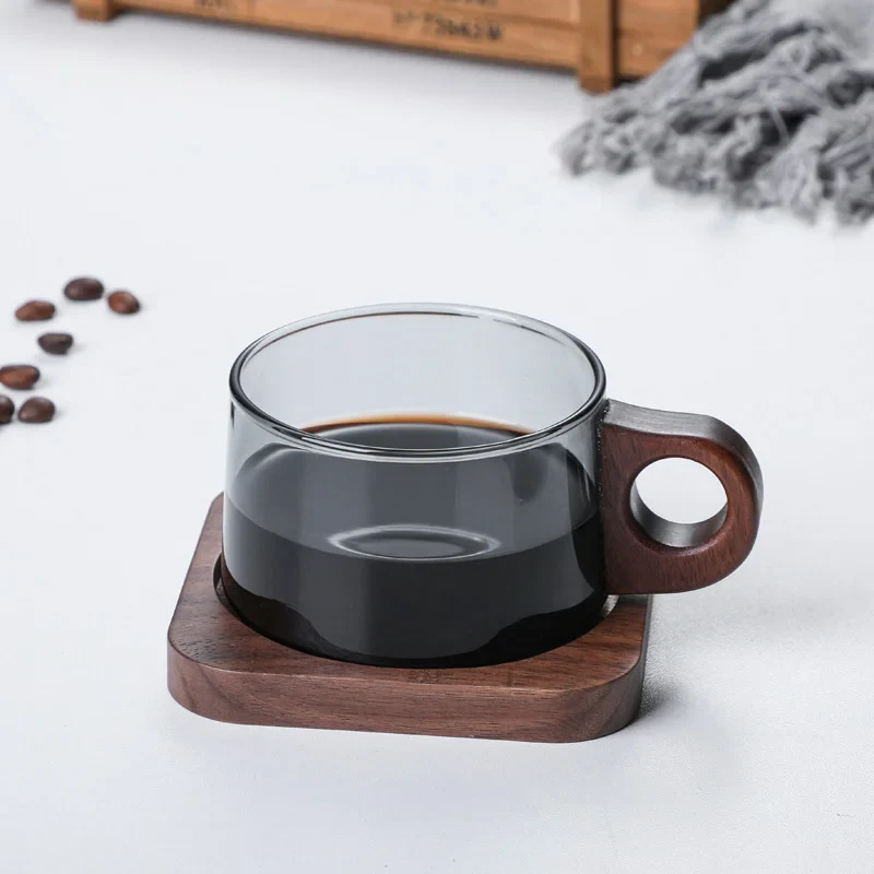 Tasse à café japonaise à poignée en bois