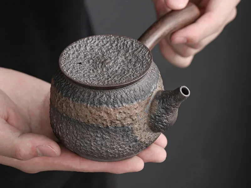 Théière Japonaise en Fer à Poignée - Image 7
