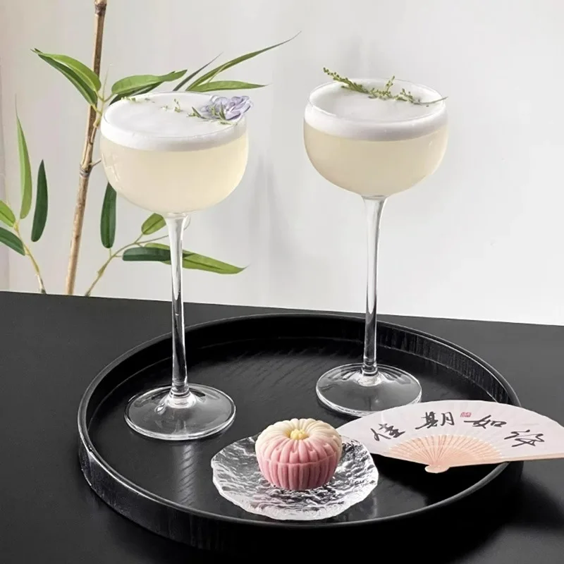 Verre à Pied Japonais de Luxe
